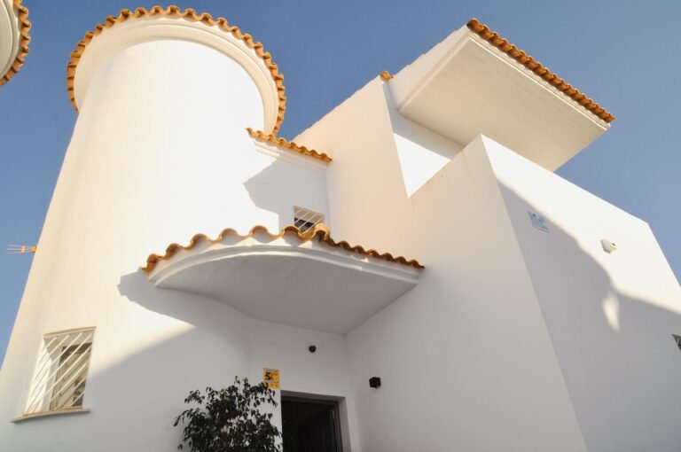 Dónde encontrar las casas más baratas de bancos en Ayamonte