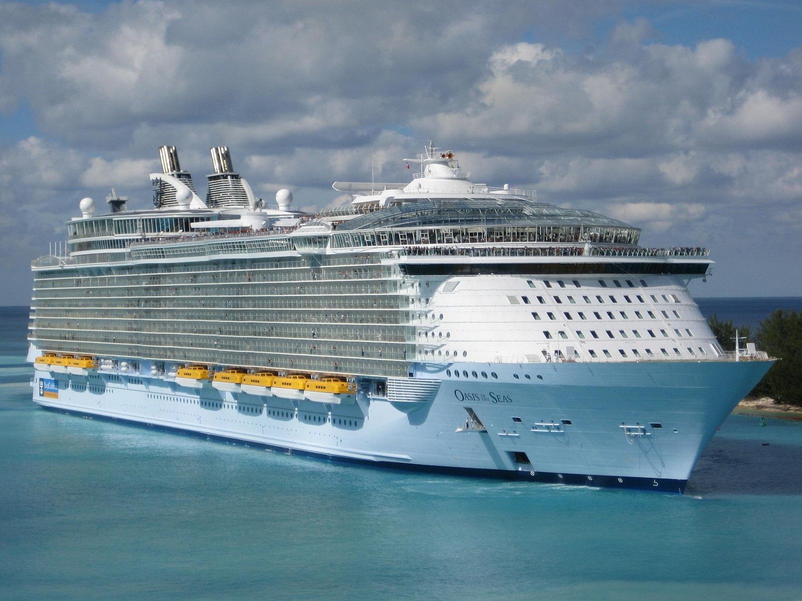crucero oasis of the seas en el mar
