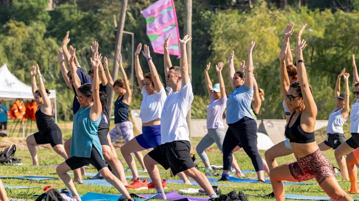 diversas actividades recreativas en la laguna