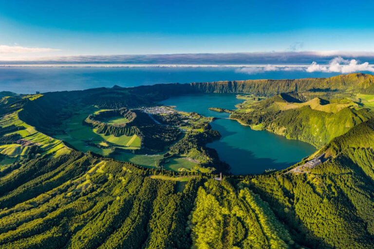 Cuál es la isla más bonita de las Azores y por qué