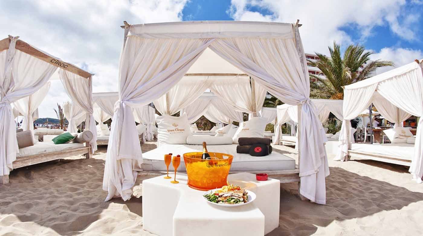 naturaleza y carpas en cala nova ibiza