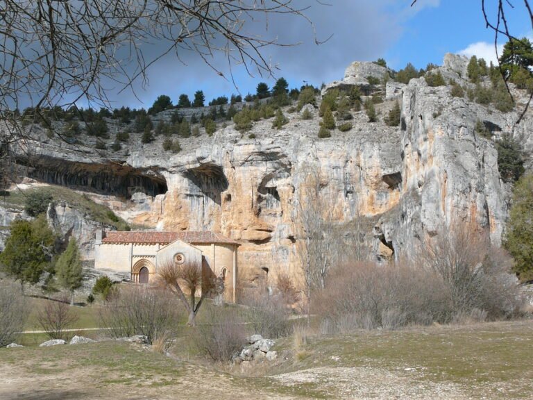 Dónde acampar en el Cañón del Río Lobos Guía completa