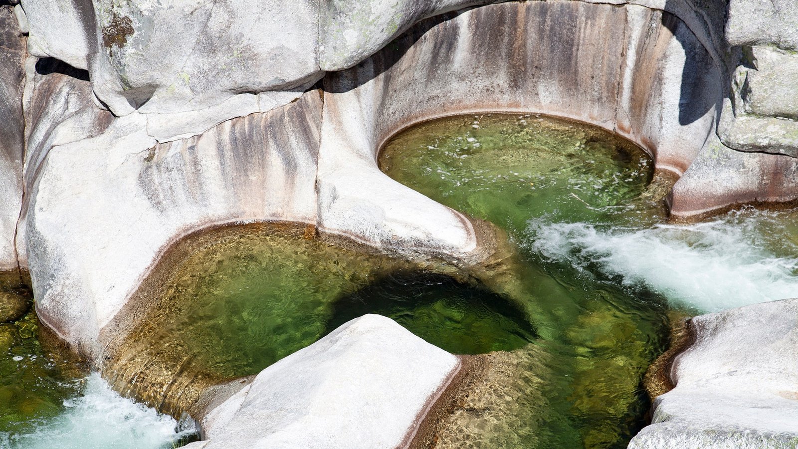 pilones de la garganta de los infiernos