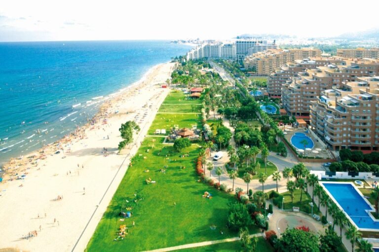 Qué actividades y atracciones ofrece Marina D’Or en Oropesa del Mar