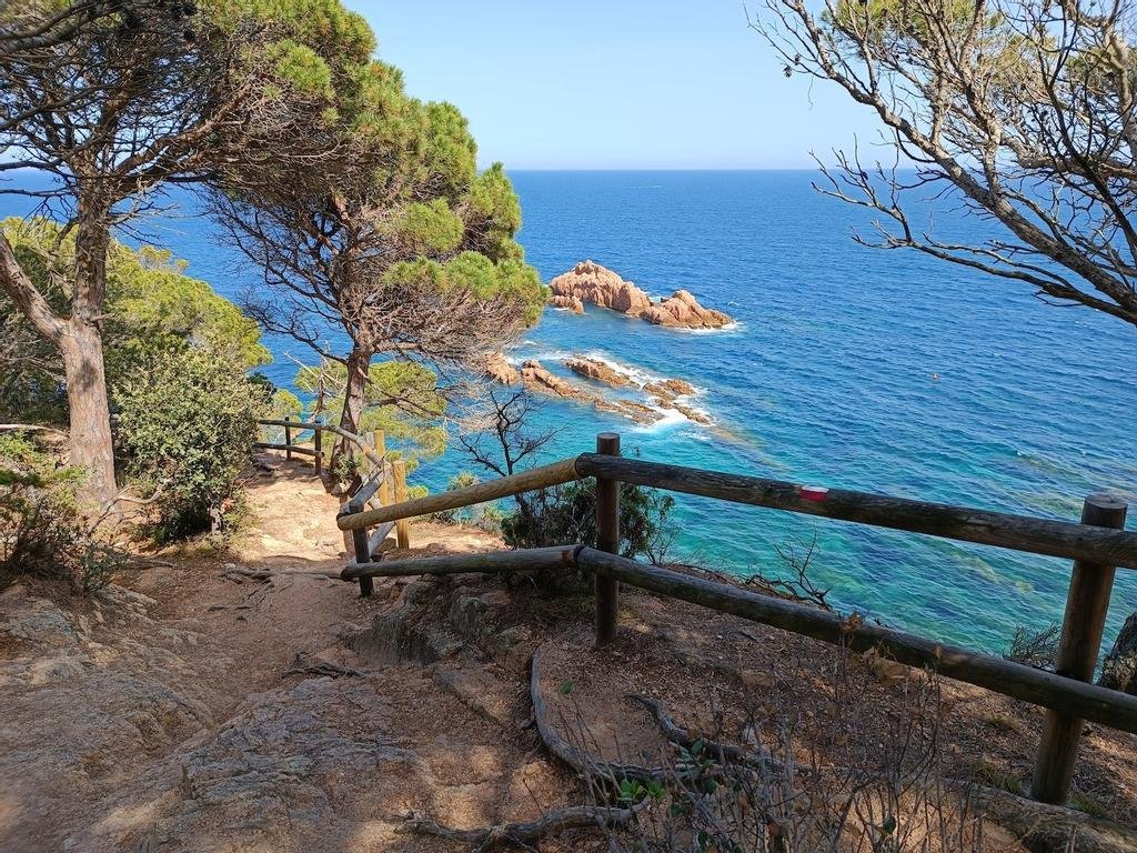 playas y paisajes de sant feliu de