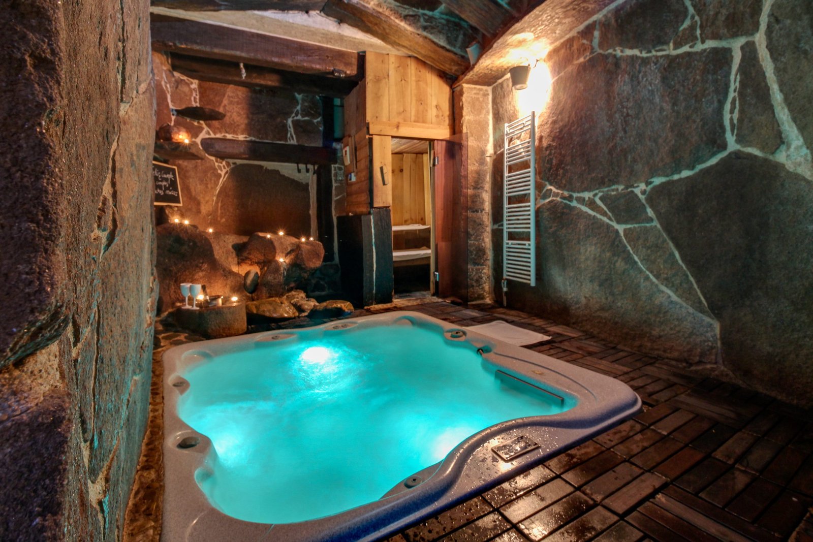 spa relajante en casa rural