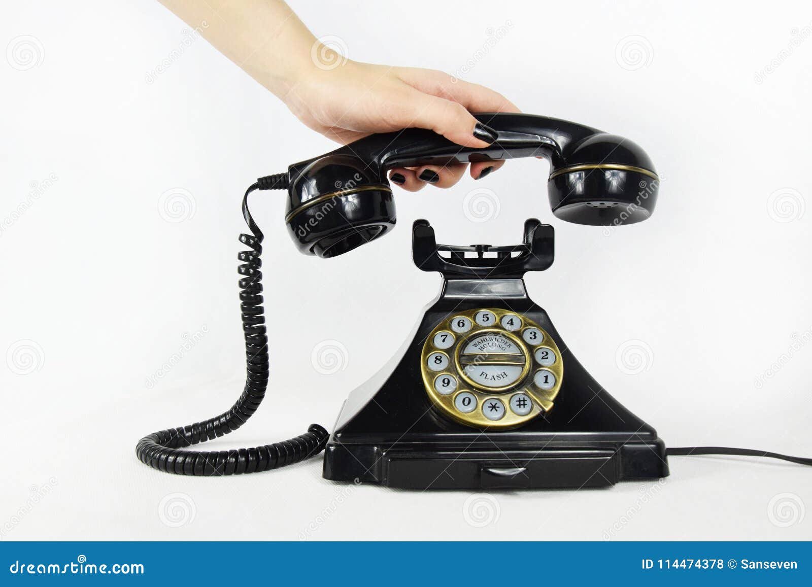 telefono antiguo con auricular levantado