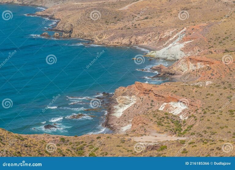 Dónde encontrar vuelos a Cabo de Gata fácilmente