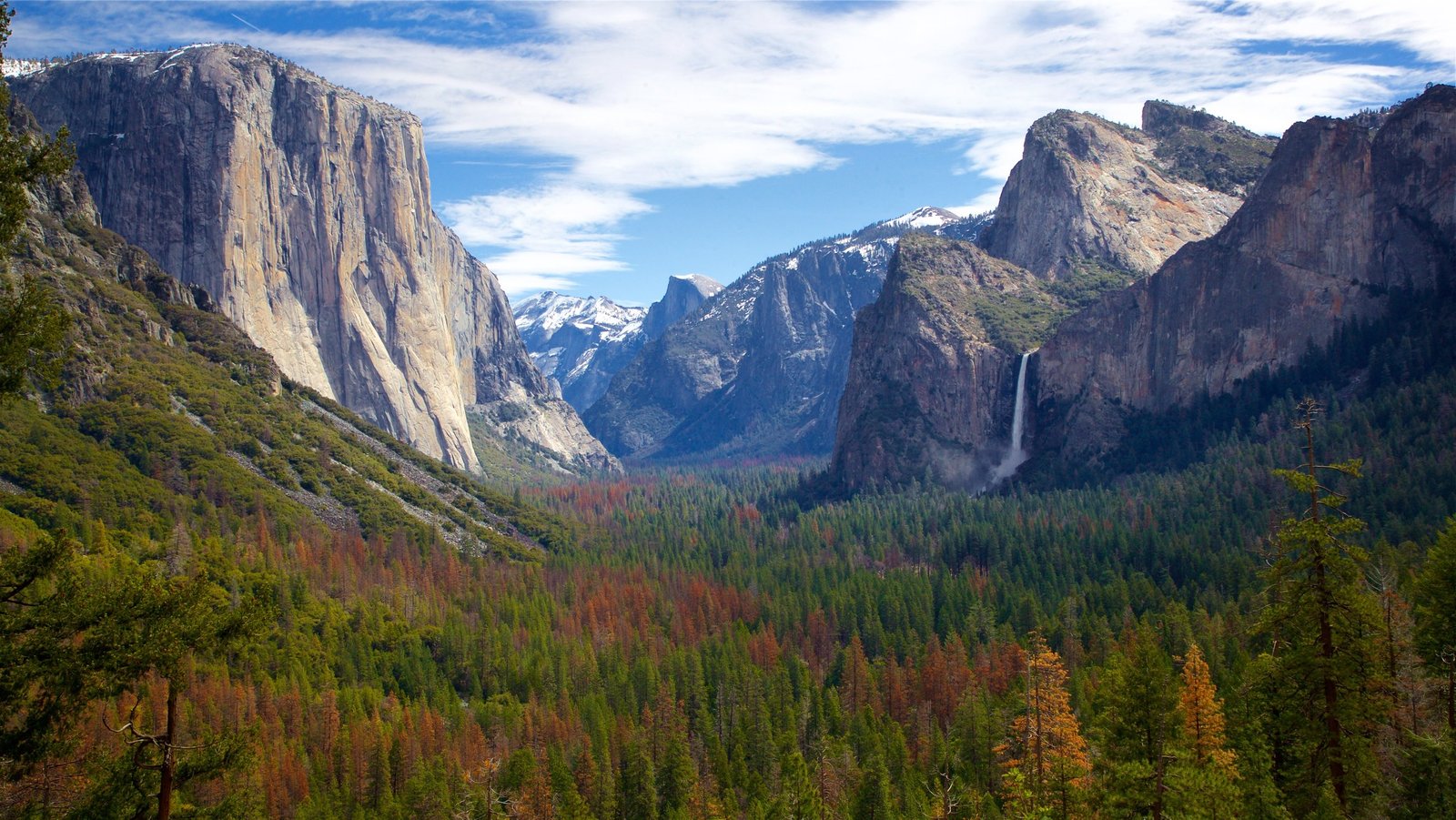 vista panoramica de yosemite view lodge