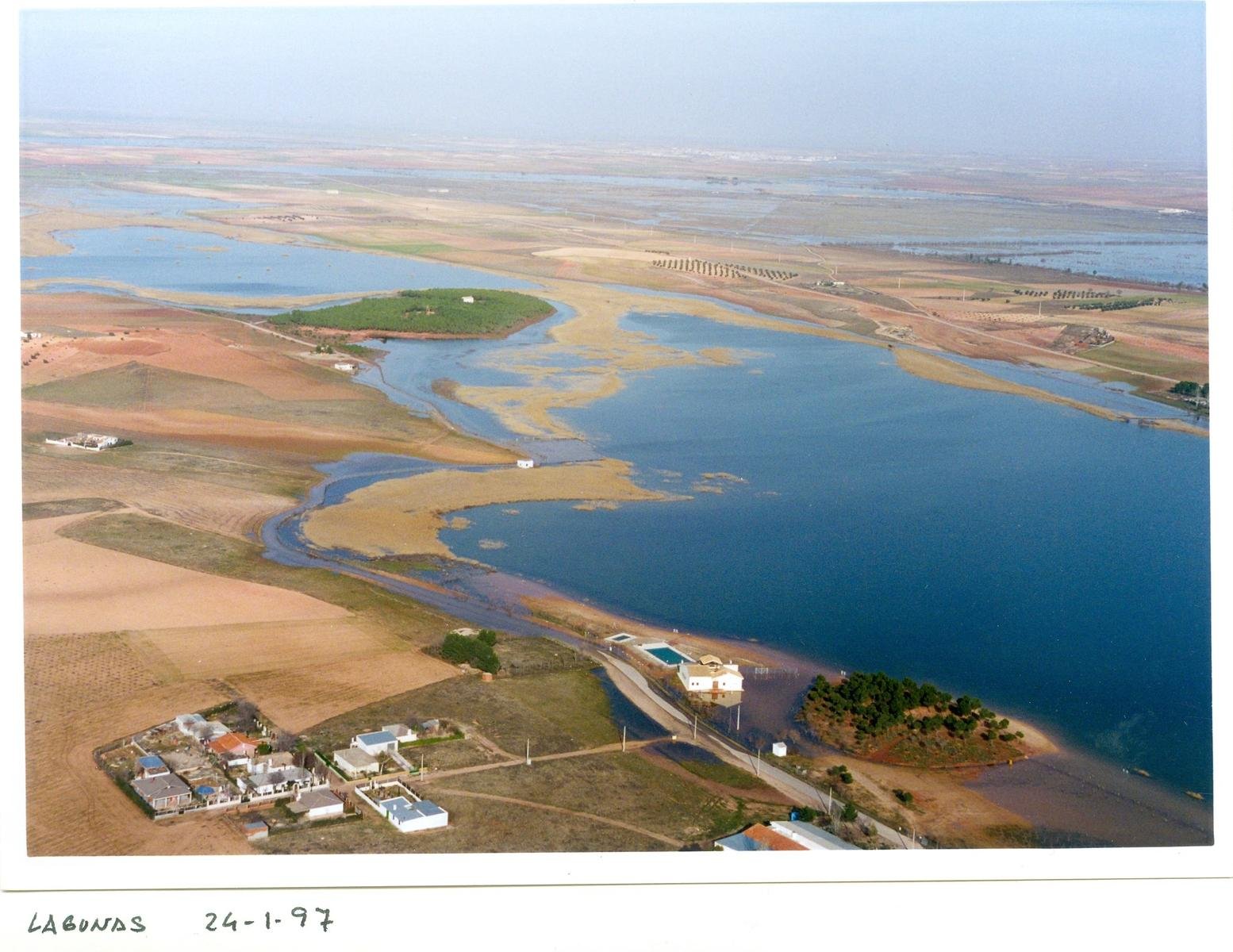 vista panoramica del balneario en villafranca